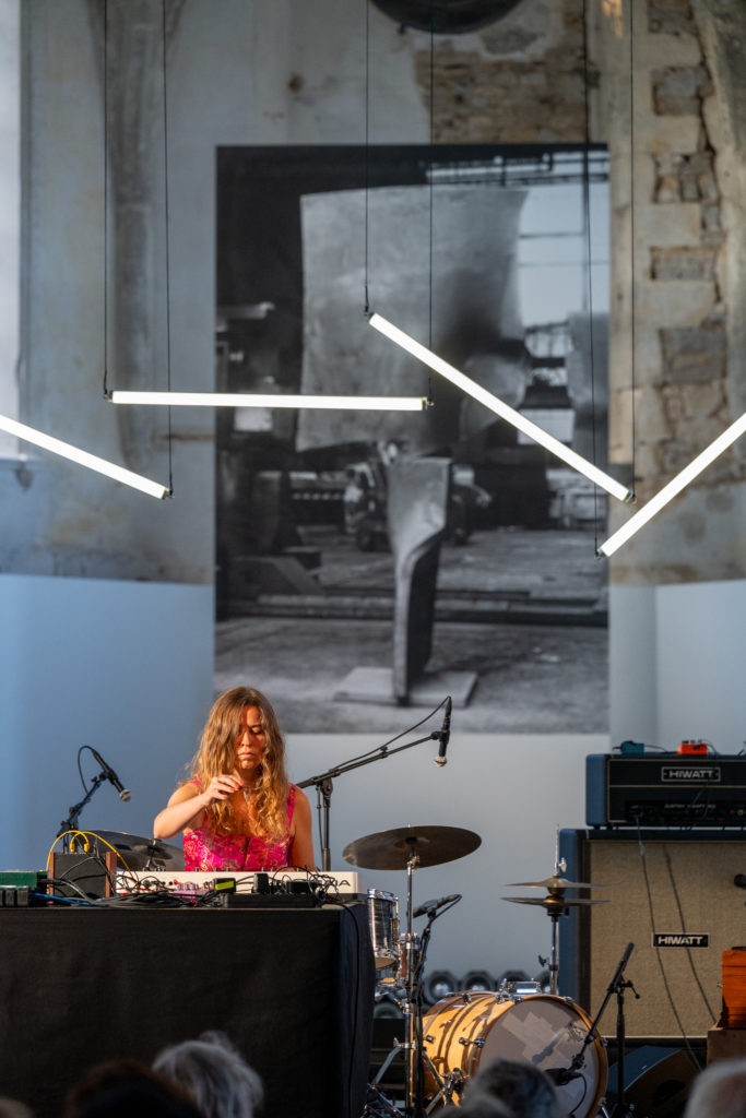 Carla Boregas à l&#039;ancienne église du Noirmont - Crédit photos : Gilles Mauron