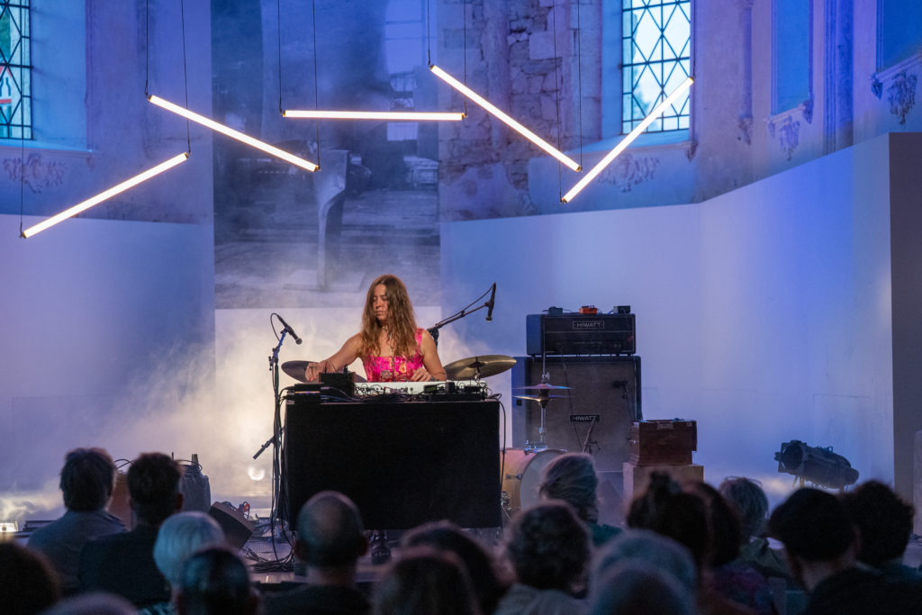Carla Boregas à l&#039;ancienne église du Noirmont - Crédit photos : Gilles Mauron