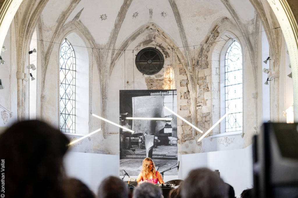 Carla Boregas à l&#039;ancienne église du Noirmont - Crédit photo : Jonathan Vallat