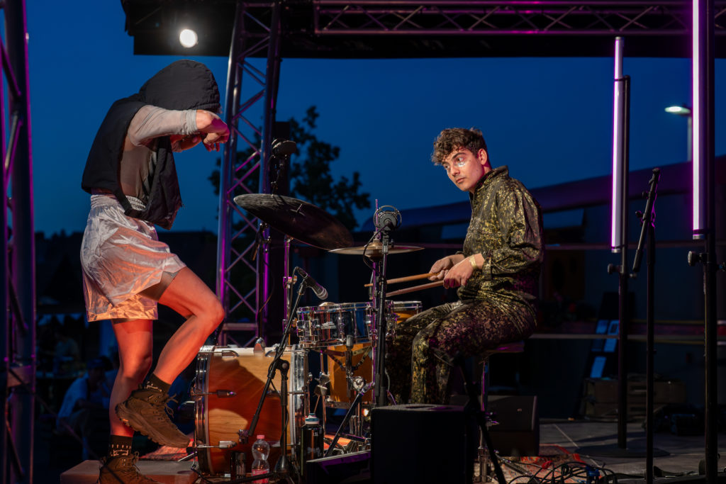 Down - Crédit photo : Gilles Mauron